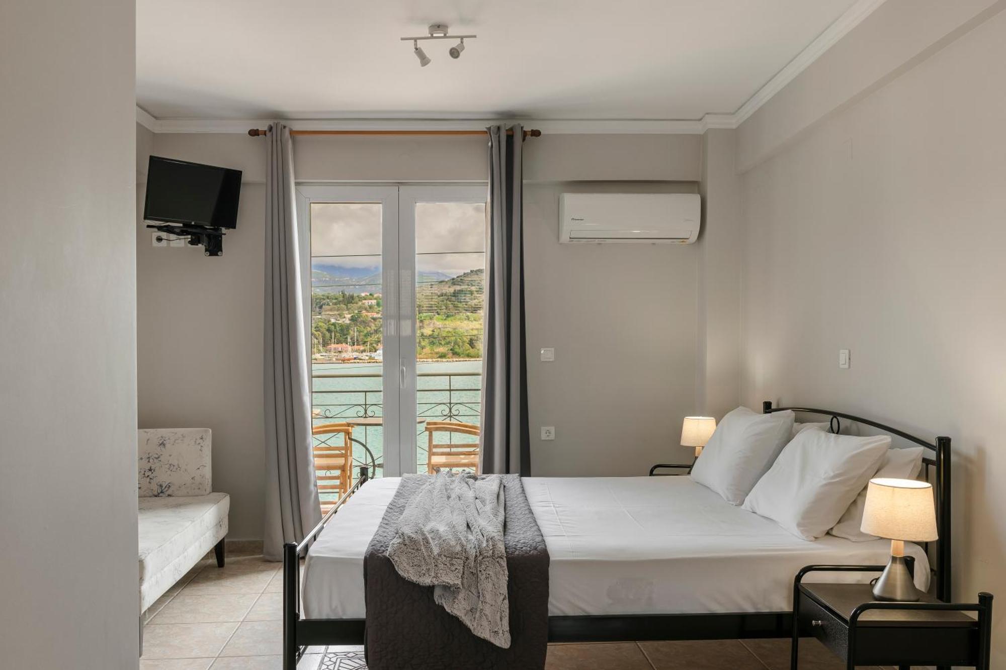 Fidias City Rooms Argostoli  Ngoại thất bức ảnh
